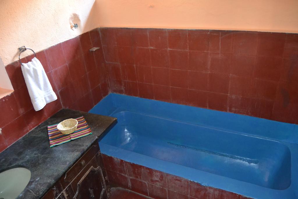 Hostal Morenos Antigua Ngoại thất bức ảnh
