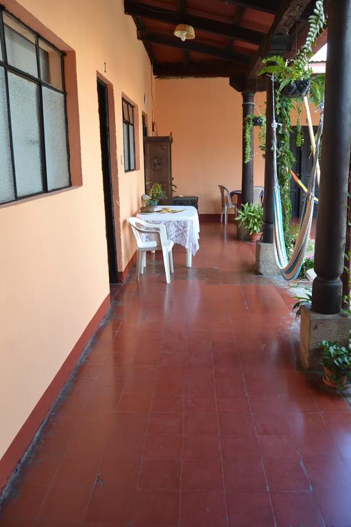 Hostal Morenos Antigua Ngoại thất bức ảnh